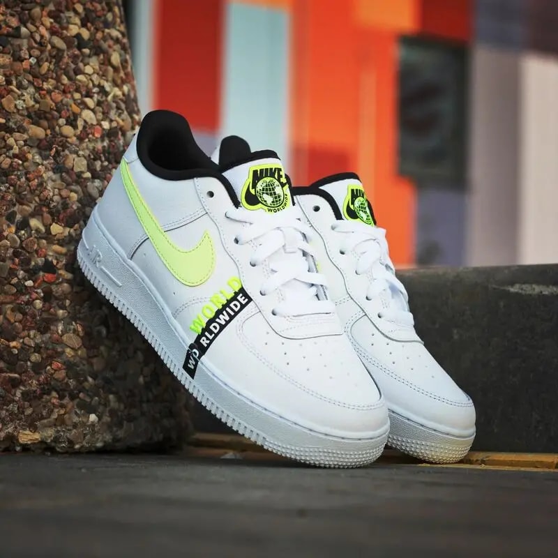 Giày Nike Air Force 1 LV8 1 GS 'Worldwide Pack Barely Volt' CN8536-100 — ảnh 3