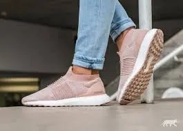 Giày Adidas Wmns UltraBoost Laceless 'Ash Pearl' CQ0010 — ảnh 5