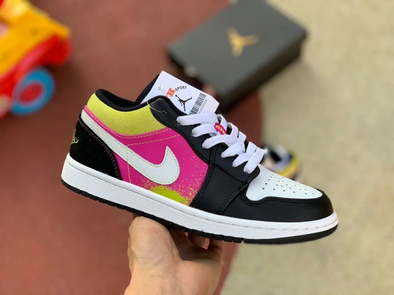 Giày Nike Air Jordan 1 Low 'Spray Paint' CW5564-001 — ảnh 4