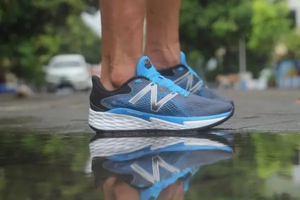 Giày New Balance Fresh Foam Evare Vision Blue MVARELG1 — ảnh 2