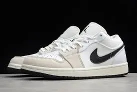 Giày Nike Air Jordan 1 Low 'Astrograbber' DC3533-100 — ảnh 4