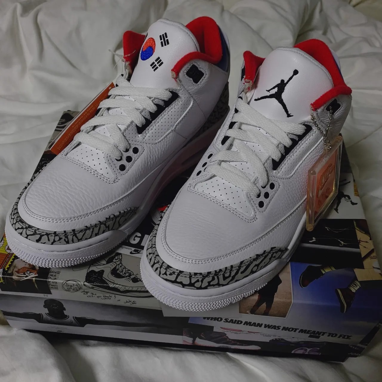Giày Nike Wmns Air Jordan 3 Retro NRG 'Seoul' DC7310-100 — ảnh 4