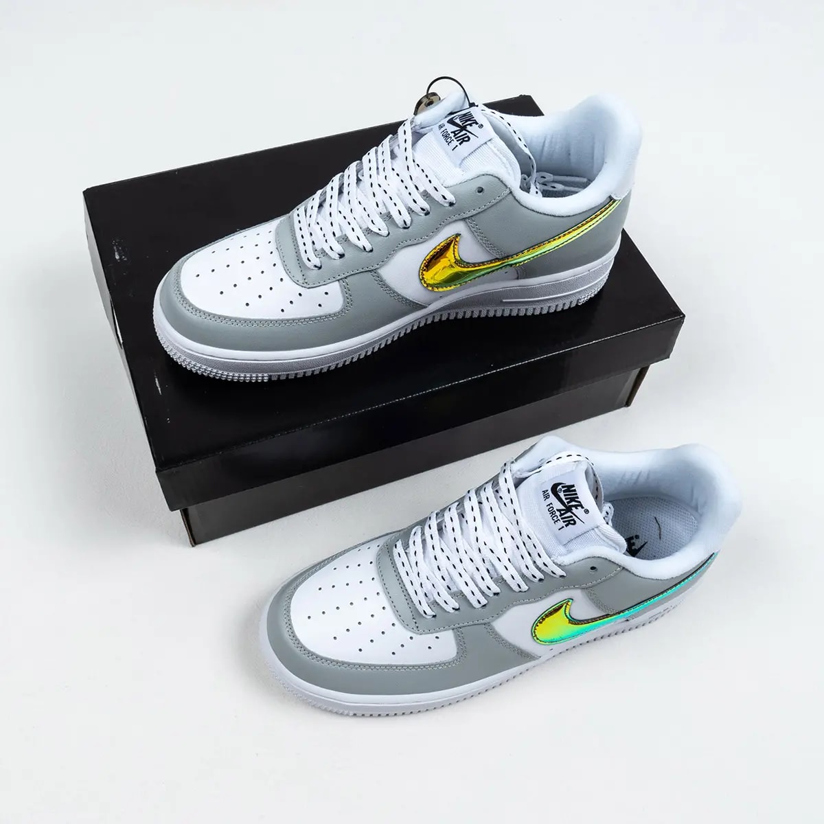 Giày Nike Air Force 1 Metallic Summit White DC9029-100 — ảnh 3