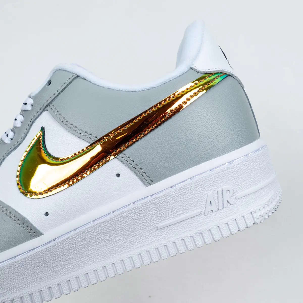 Giày Nike Air Force 1 Metallic Summit White DC9029-100 — ảnh 5