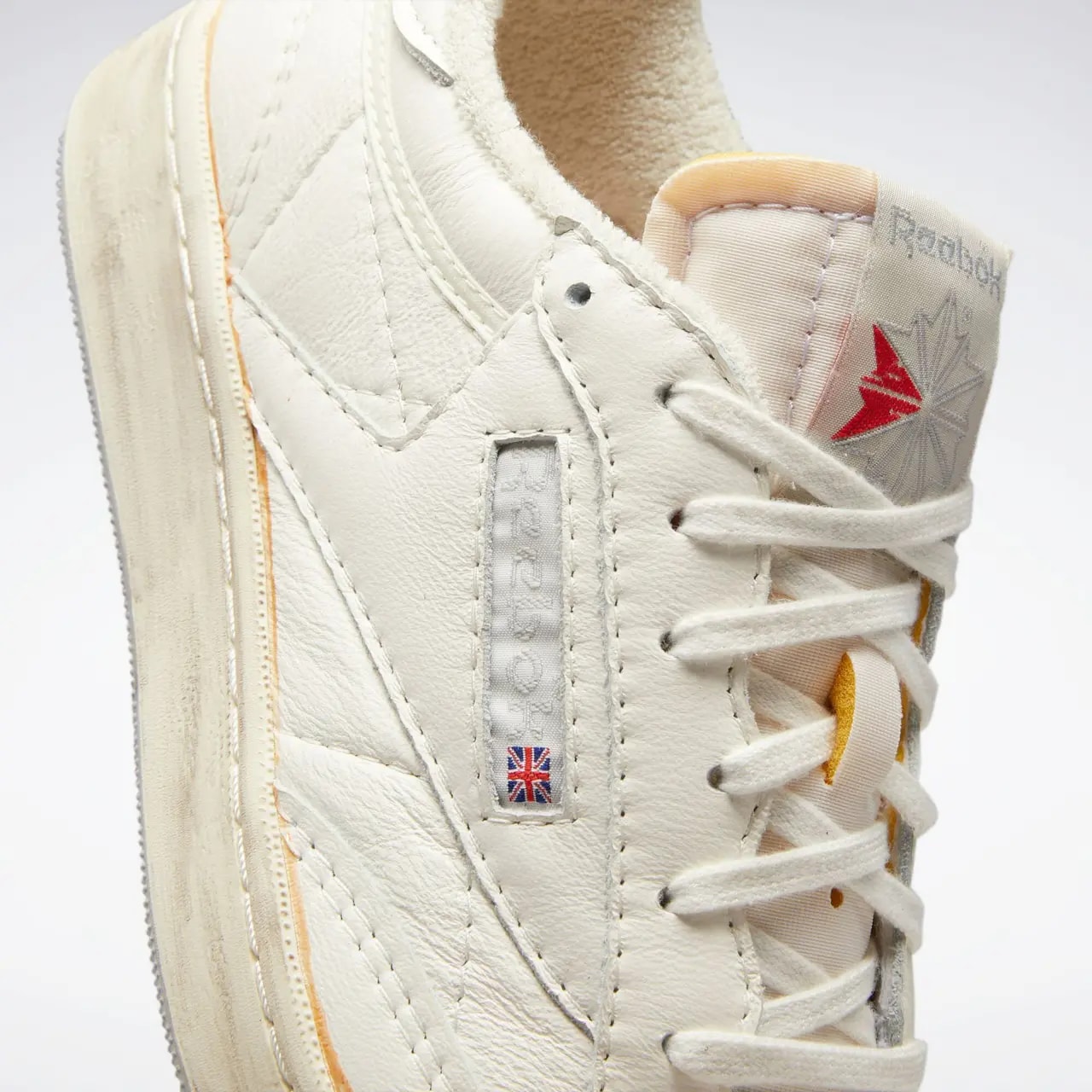 Giày Reebok Men's Royal XE 'White' GX8769 — ảnh 4
