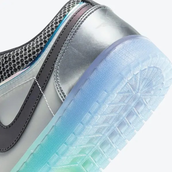 Giày Nike Wmns Air Jordan 1 Low SE 'Metallic Silver Gradient' DJ5199-109 — ảnh 5