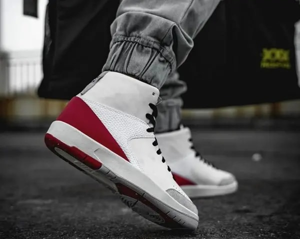 Giày Nike Wmns Air Jordan 2 Retro SE 'White' DQ0558-160 — ảnh 2