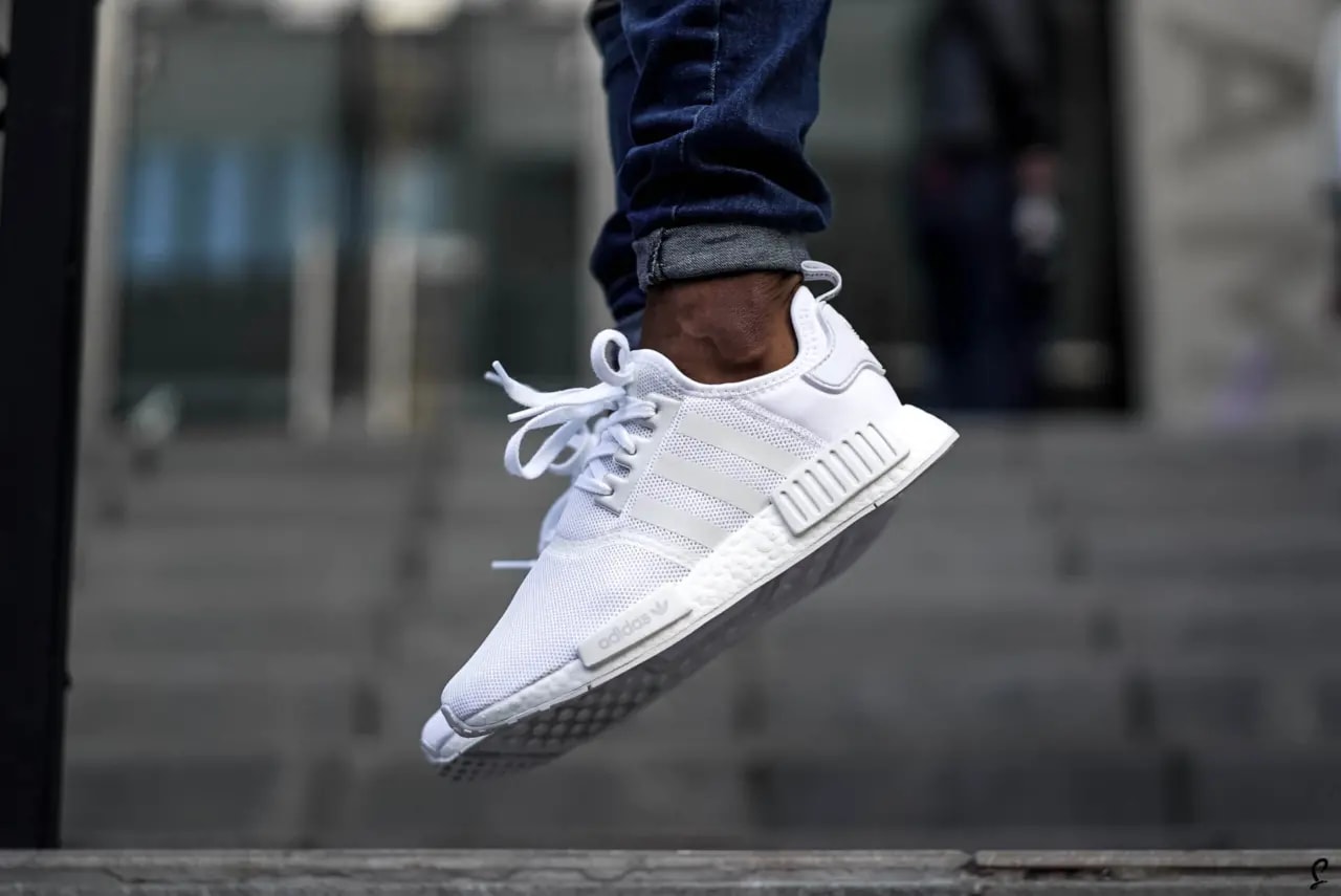 Giày Adidas NMD R1 'White Black' CQ2411 — ảnh 5