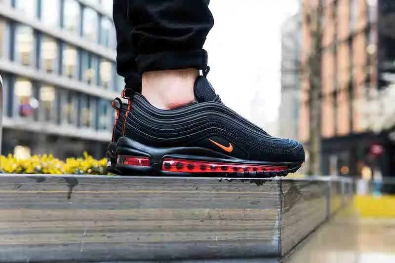 Giày Nike Air Max 97 'Black Hyper Crimson' CD1531-001 — ảnh 2
