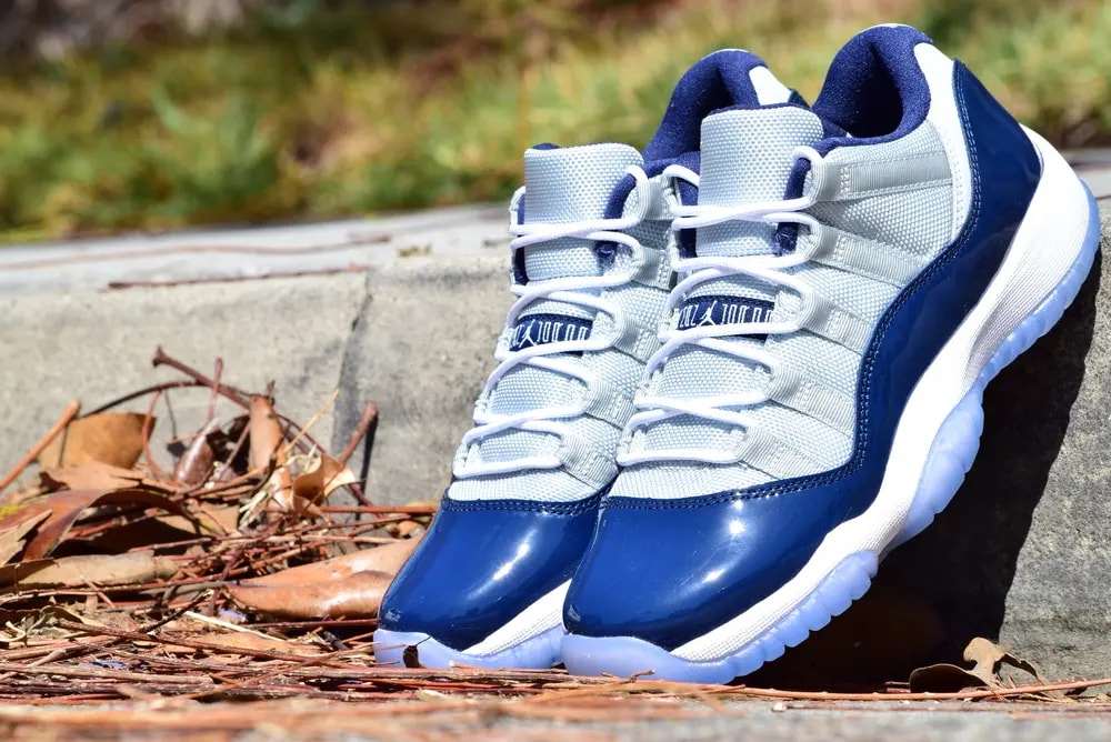 Giày Nike Air Jordan 11 Retro Low BG 'Georgetown' 528896-007 — ảnh 5