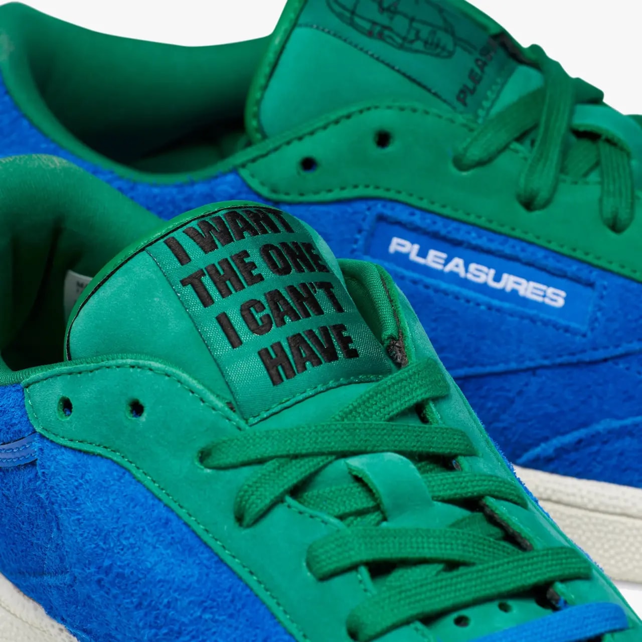 Giày Reebok Pleasures x Club C 'Vital Blue' DV9908 — ảnh 4
