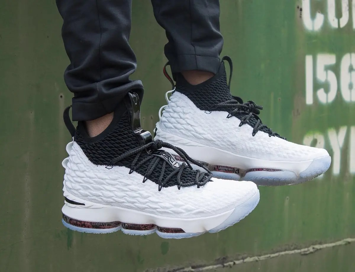 Giày Nike Lebron 15 GS 'Graffiti' AQ6176-100 — ảnh 4