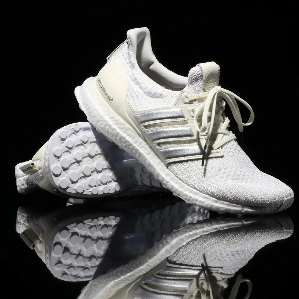Giày Adidas Game Of Thrones x Wmns UltraBoost 4.0 'House Targaryen'  EE3711 — ảnh 2