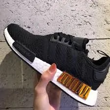 Giày Adidas Wmns NMD R1 'Metallic Plugs Core Black' EE5172 — ảnh 4