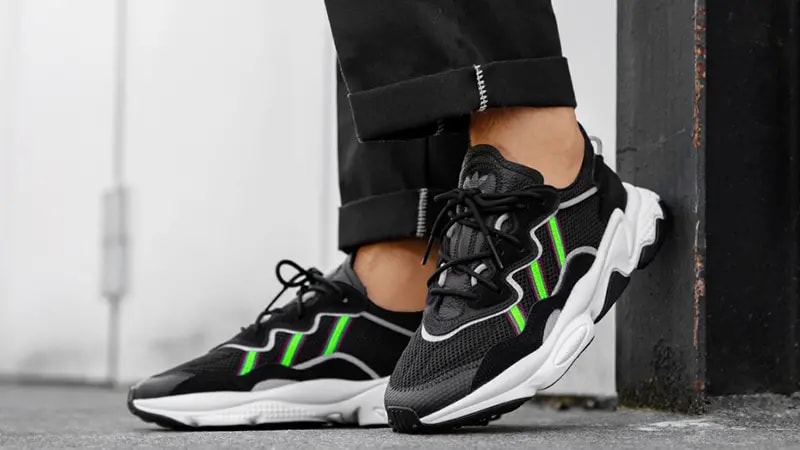 Giày Adidas Wmns Ozweego 'Black Solar Green' EF0158 — ảnh 2