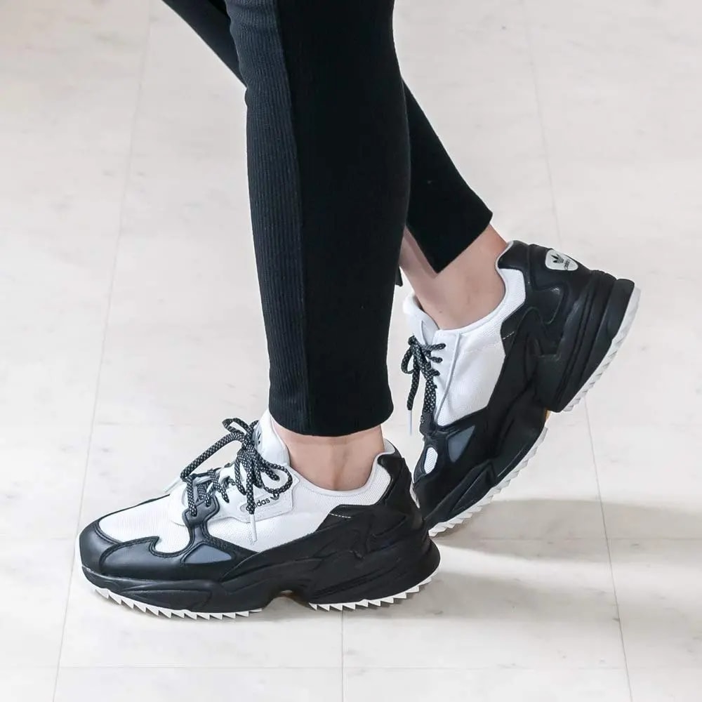 Giày Adidas Wmns Falcon Trail 'Tuxedo' EF9023 — ảnh 3