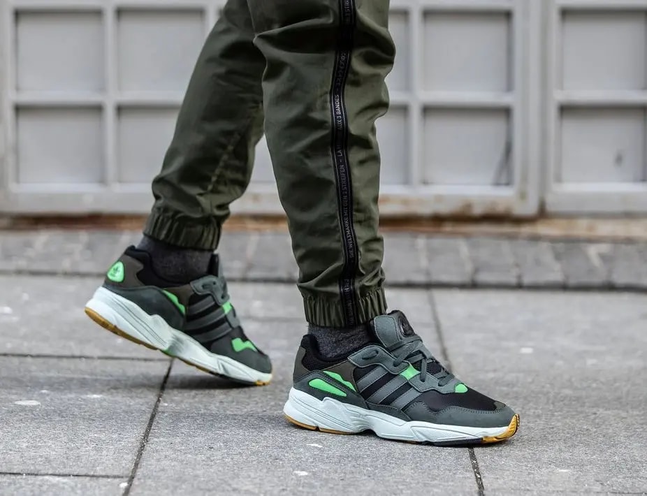 Giày Adidas Yung-96 'Olive Gum' F35018 — ảnh 4