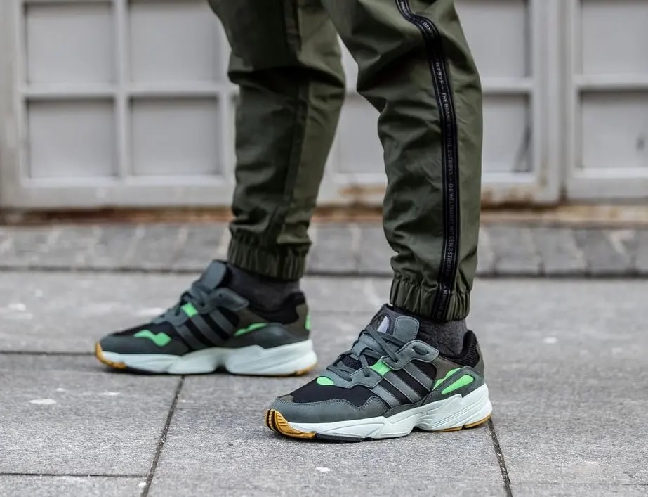 Giày Adidas Yung-96 'Olive Gum' F35018 — ảnh 2
