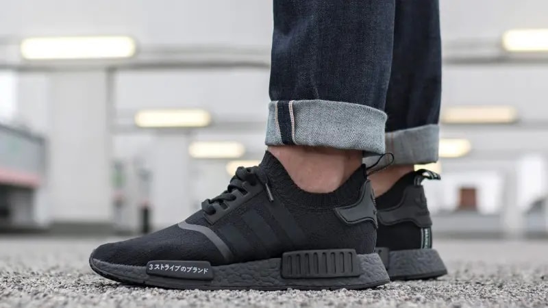 Giày Adidas NMD_R1 'Triple Black' FV9015 — ảnh 2