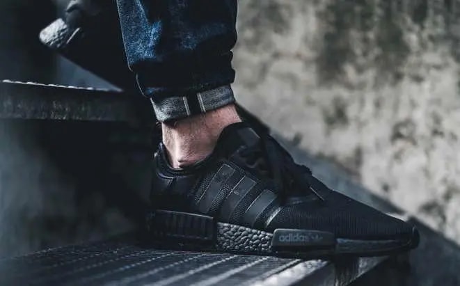 Giày Adidas NMD_R1 'Triple Black' FV9015 — ảnh 5