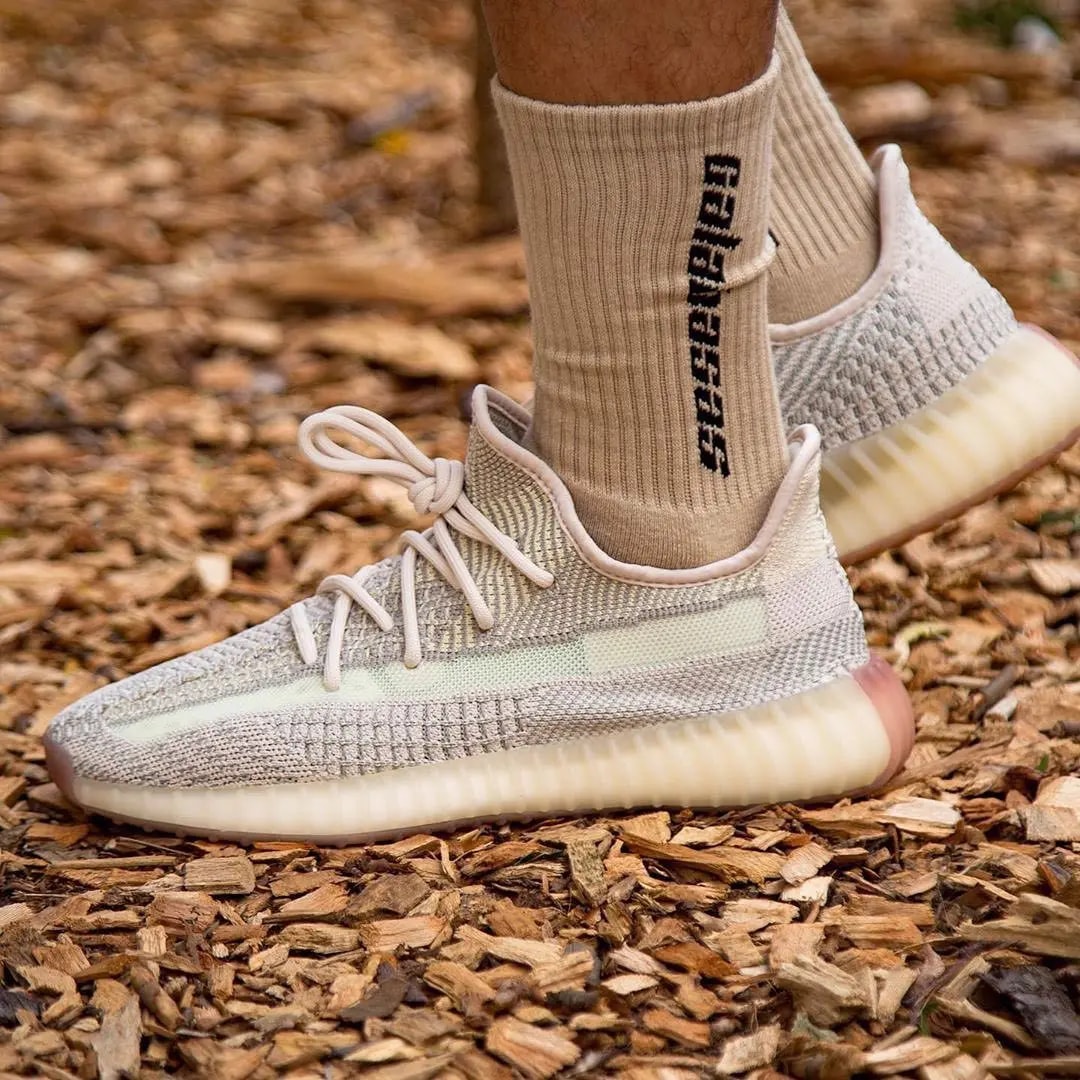Giày Adidas Yeezy Boost 350 V2 'Citrin Reflective' FW5318 — ảnh 2