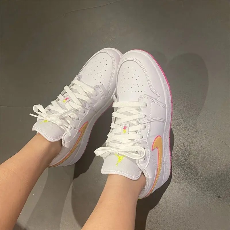 Giày Nike Air Jordan 1 Low GS 'Edge Glow' CV4610-100 — ảnh 2