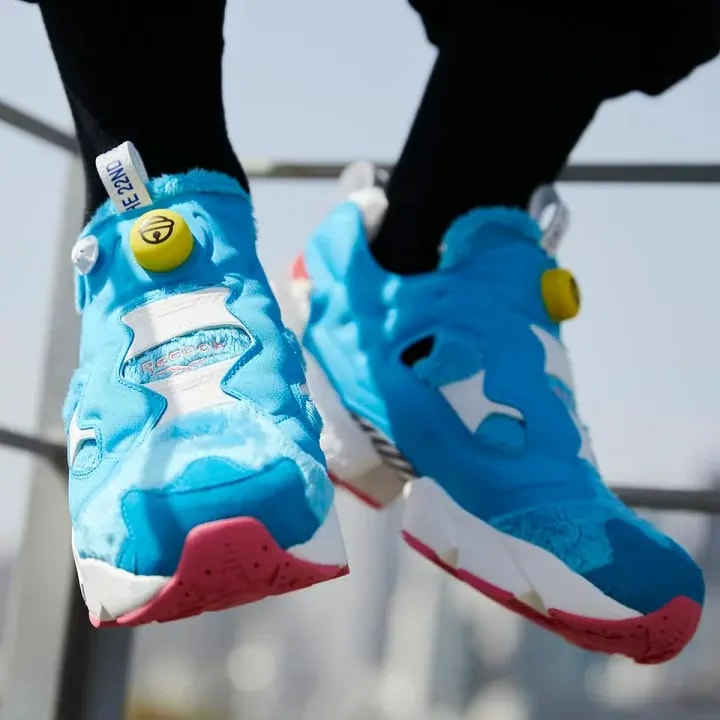 Giày Reebok x Doraemon Instapump Fury 'Furry Blue' GV7288 — ảnh 2