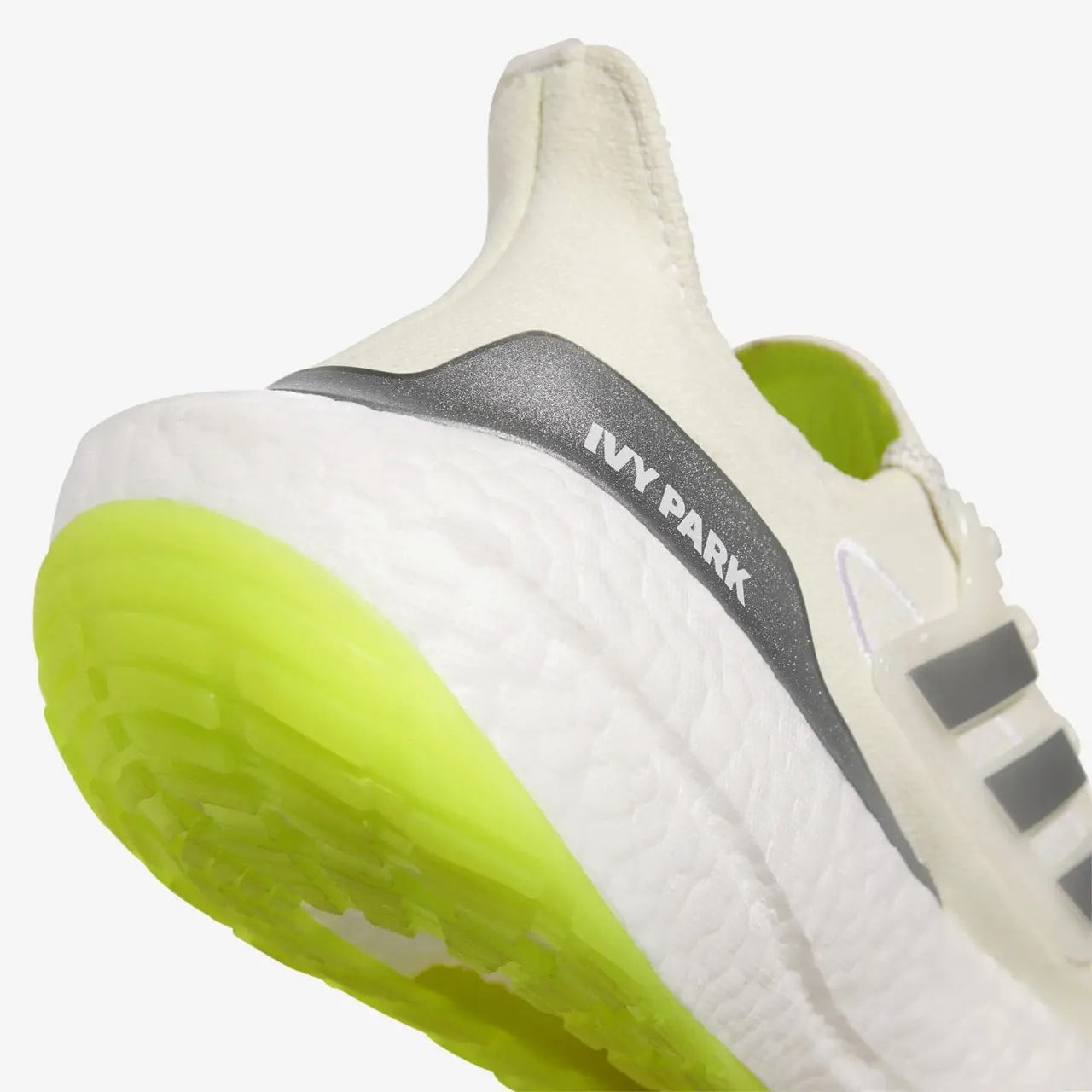 Giày Adidas Ultraboost x Ivy Park 'Silver Metallic' HR0181 — ảnh 3