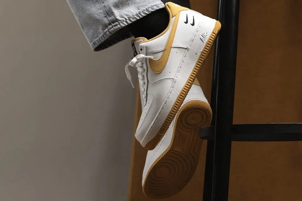 Giày Nike Air Force 1 '07 LV8 'Double Swoosh White Light Ginger' CT2300-100 — ảnh 3