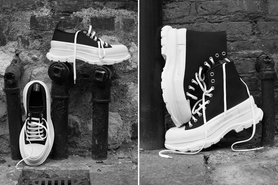 Giày Alexander McQueen Tread Slick Boots 'Black White' 604254-W4L32-1070 — ảnh 3