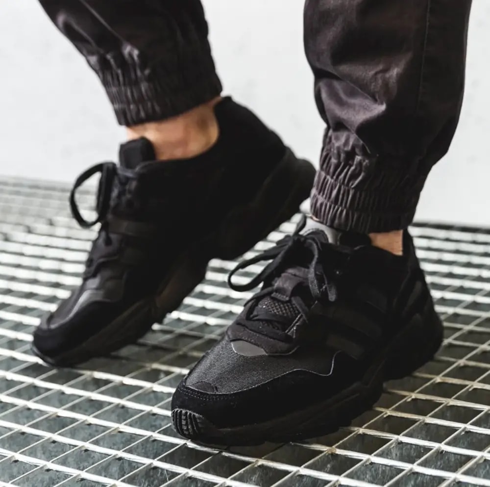 Giày Adidas Yung 96 J 'Triple Black' DB2792 — ảnh 3