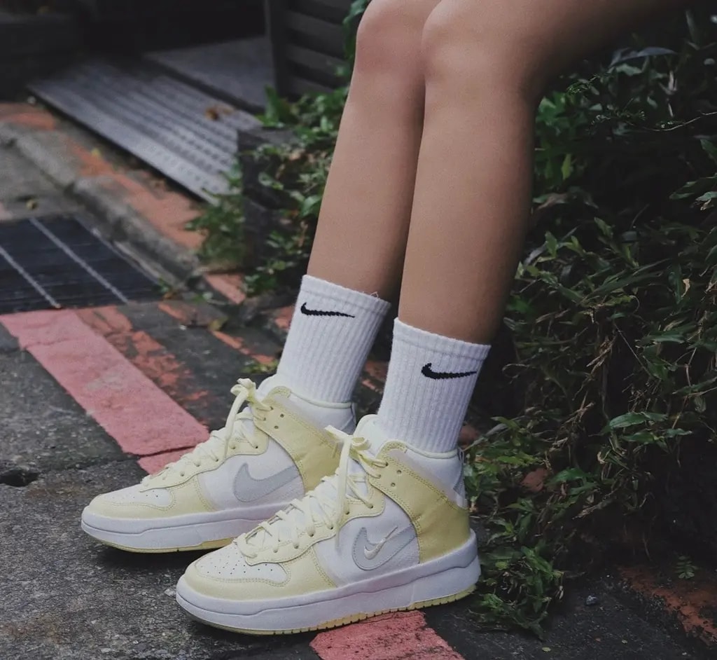 Giày Nike Wmns Dunk High Up 'White Citron Tint' DH3718-105 — ảnh 2