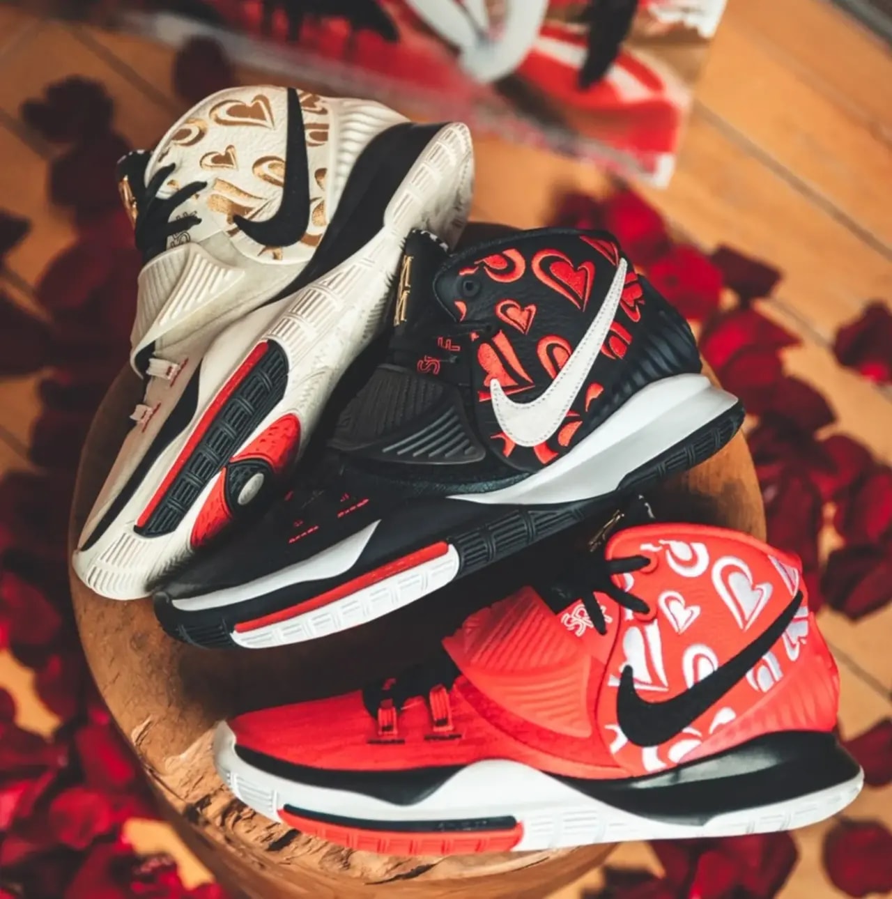 Giày Nike Sneaker Room x Kyrie 6 'Mom Red' DC3269-600 — ảnh 2