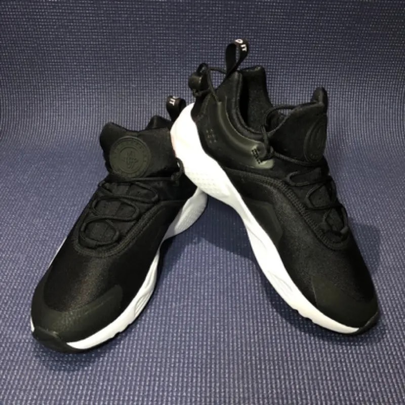 Giày Nike Wmns Air Huarache City Move 'Black White' AO3172-001 — ảnh 2