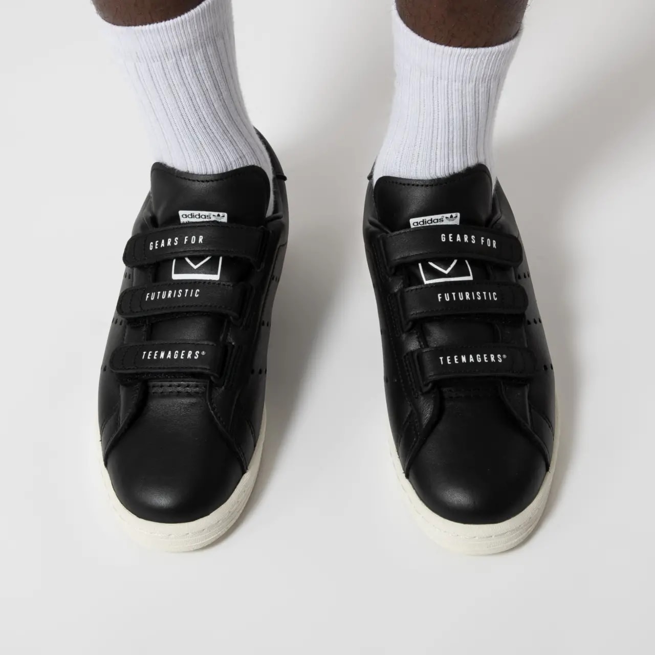 Giày Adidas Human Made x UNOFCL 'Core Black' FZ1712 — ảnh 3