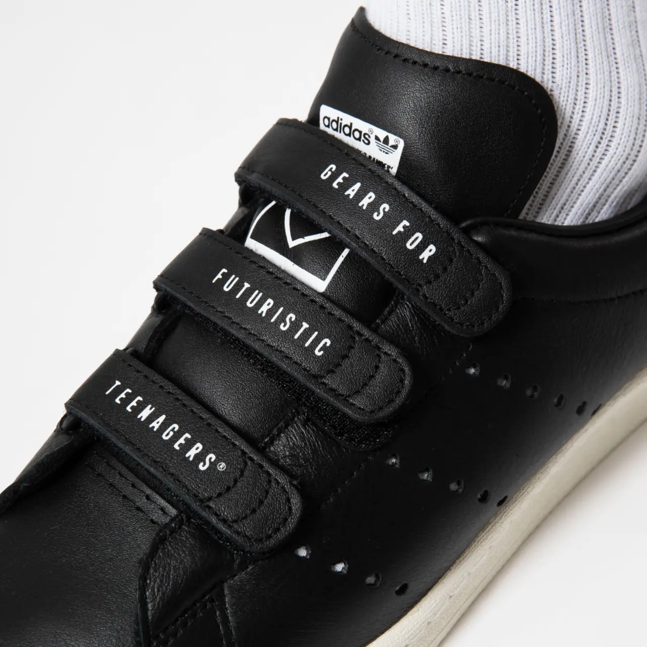 Giày Adidas Human Made x UNOFCL 'Core Black' FZ1712 — ảnh 5