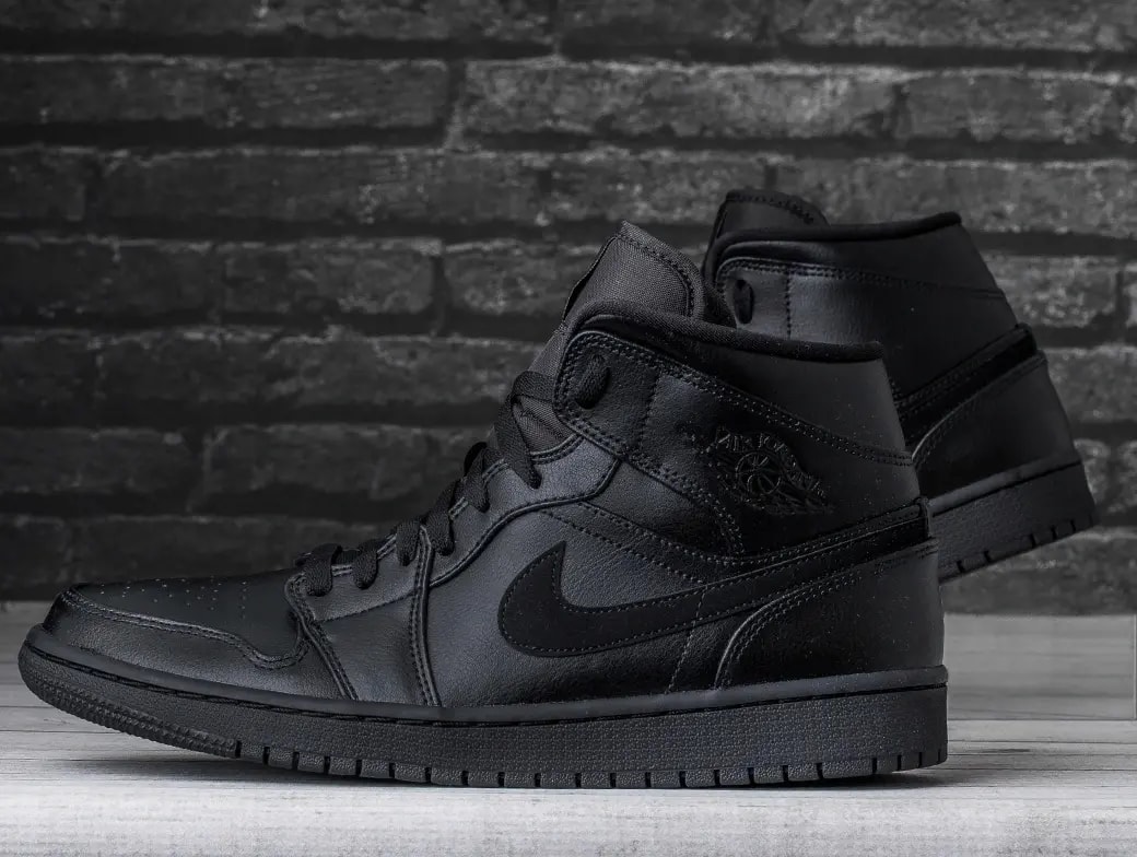 Giày Nike Air Jordan 1 Mid 'Triple Black' 554724-090 — ảnh 4