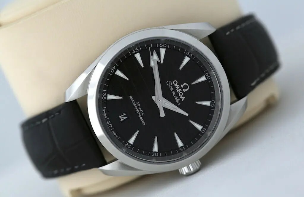 Đồng Hồ Omega Seamaster Aqua Automatic 'Black' 220-13-38-20-01-001 — ảnh 2