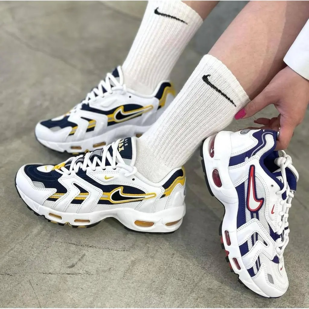 Giày Nike Air Max 96 2 'Goldenrod' CZ1921-100 — ảnh 2