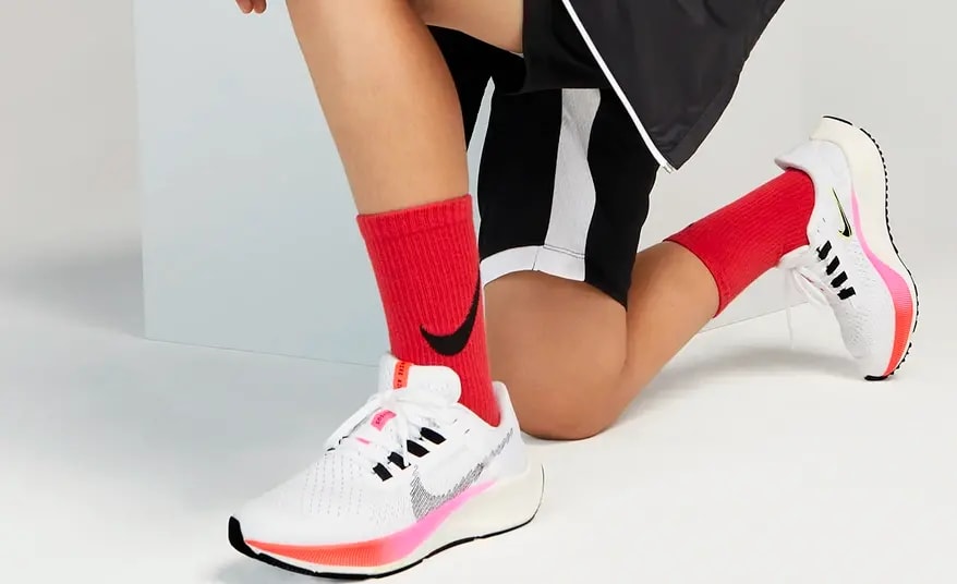 Giày Nike Air Zoom Pegasus 38 GS 'Rawdacious' DJ5557-100 — ảnh 5