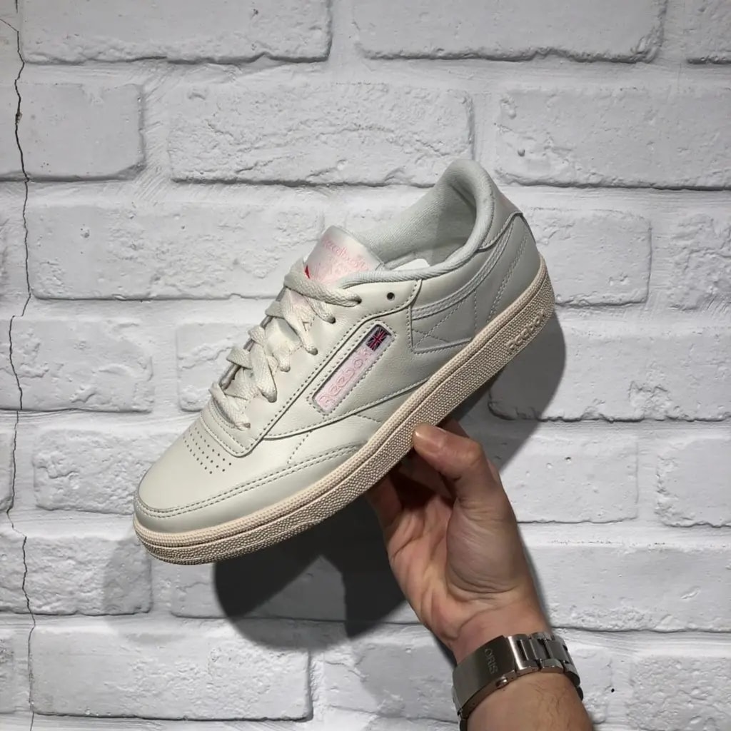 Giày Reebok Wmns Club C 85 'Chalk' DV8271 — ảnh 3