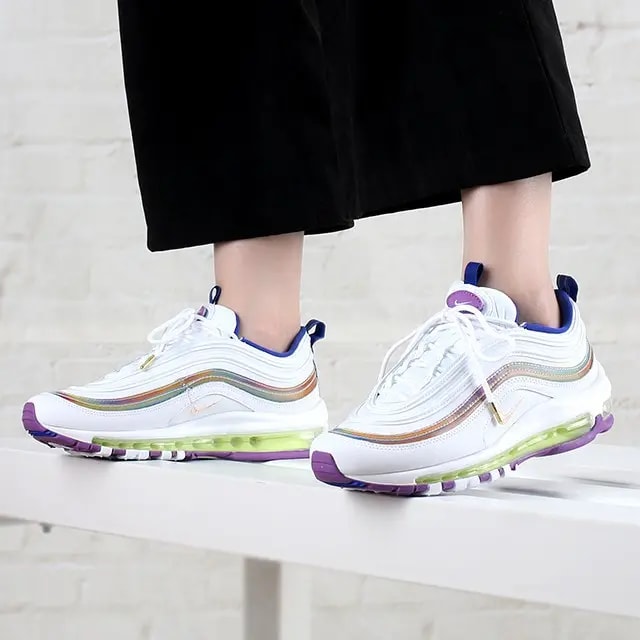 Giày Nike Wmns Air Max 97 SE 'White Iridescent Stripes' CW2456-100 — ảnh 4