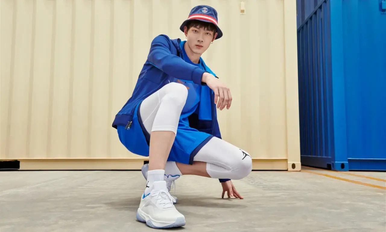 Giày Nike Air Jordan 11 CMFT Low 'White Army Navy' DO0751-100 — ảnh 3
