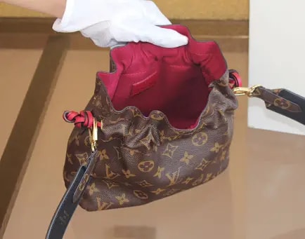 Túi Louis Vuitton Noé Pouch Monogram Canvas M43445 — ảnh 5