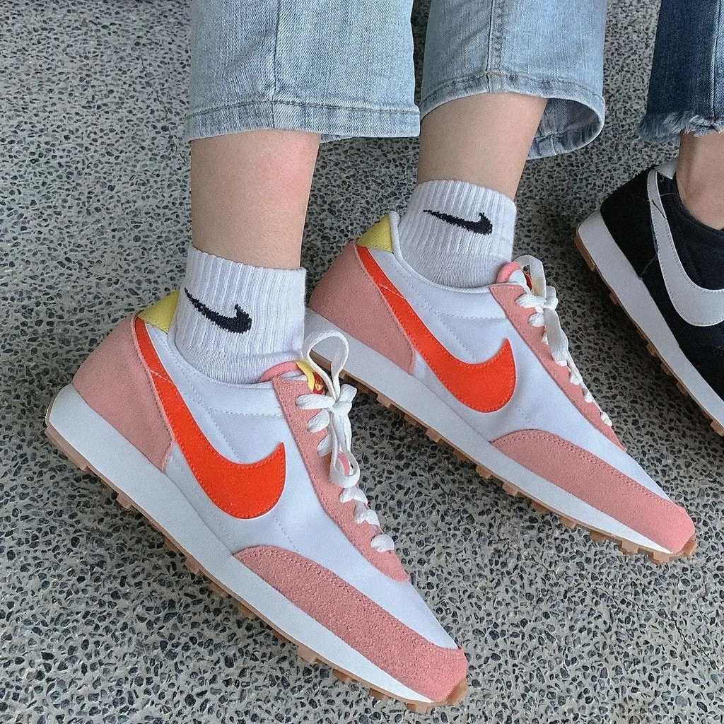 Giày Nike Wmns Daybreak 'Coral Stardust' CK2351-600 — ảnh 2