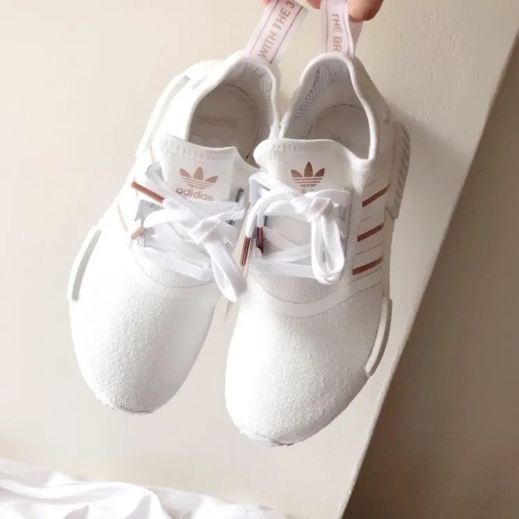 Giày Adidas NMD R1 White Rose Gold Metallic FW6434 — ảnh 3