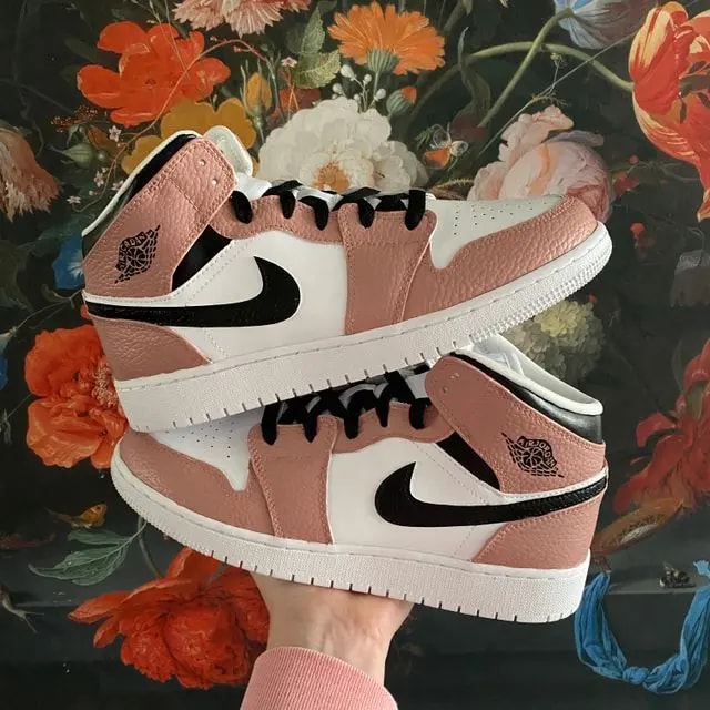 Giày Nike Air Jordan 1 Mid GS 'Pink Quartz' 555112-603 — ảnh 2