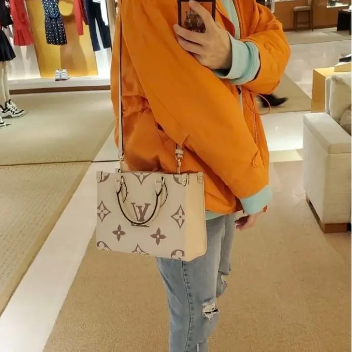 Túi Louis Vuitton Onthego PM Shoulder Crossbody Tote Bag M45654 — ảnh 3