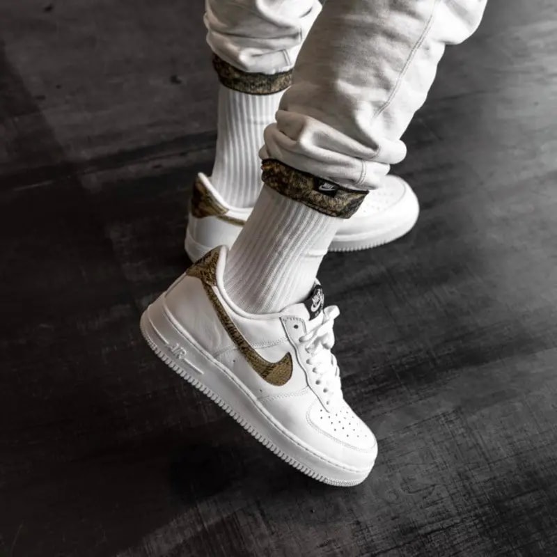 Giày Nike Air Force 1 Low Retro 'Ivory Snake' AO1635-100 — ảnh 3