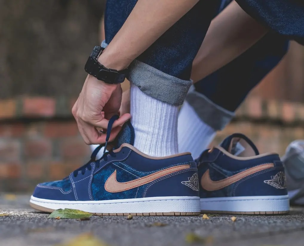 Giày Nike Air Jordan 1 Low SE GS 'Denim' DM4692-400 — ảnh 2